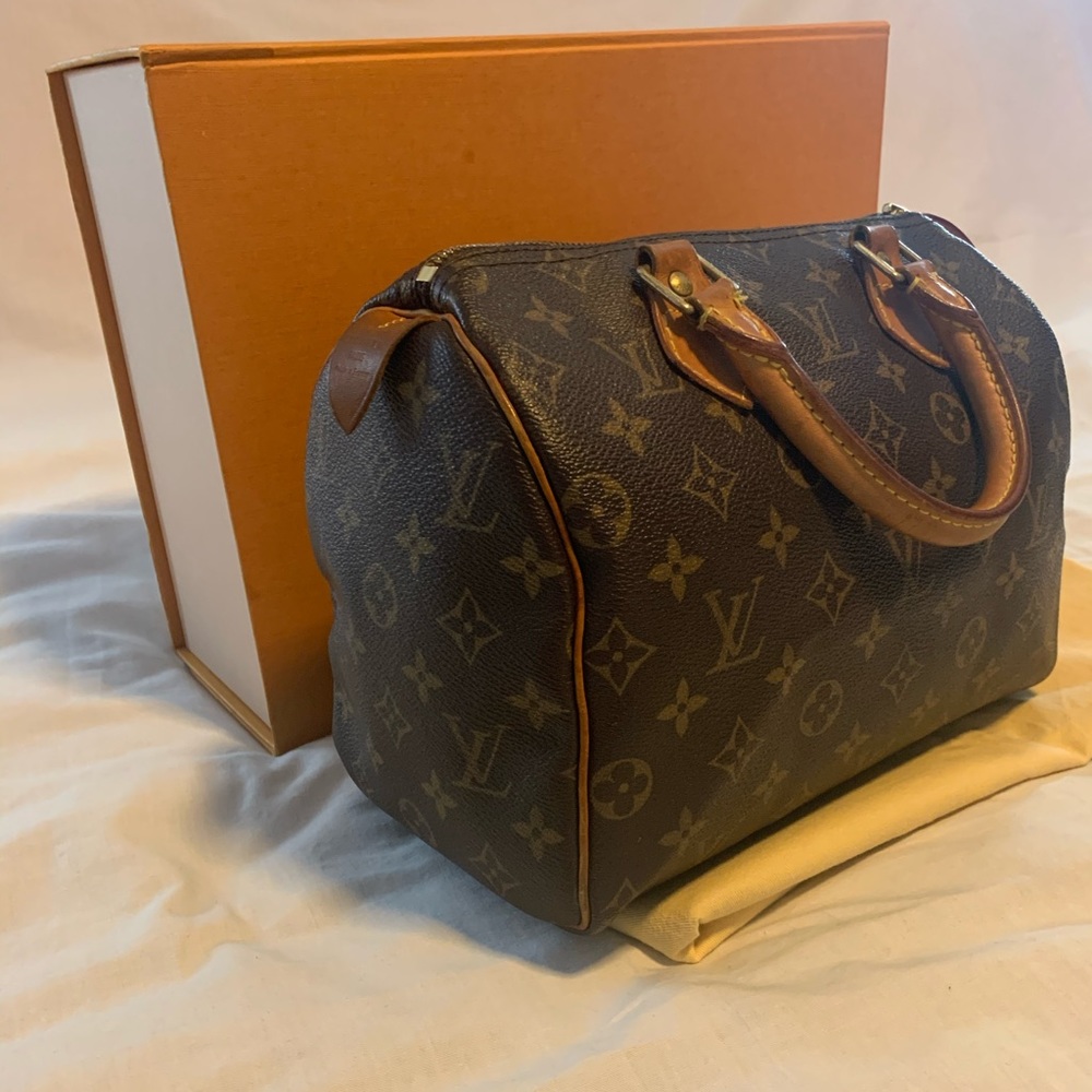100% Authentic Louis Vuitton Speedy 25 Monogram - Picture 10 of 13